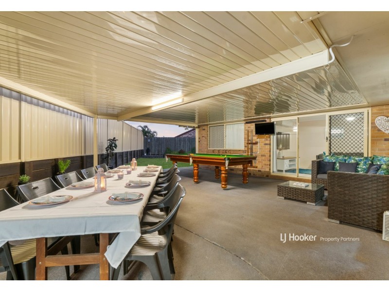 64 Grevillea Park Crescent, Calamvale QLD 4116