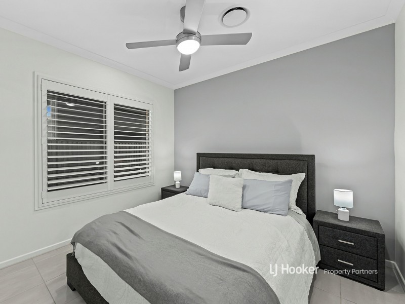 3 Grevillea Way, Park Ridge QLD 4125
