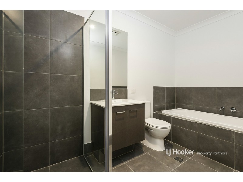 1 & 2/22A Monash Road, Loganlea QLD 4131