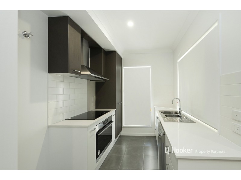 1 & 2/22A Monash Road, Loganlea QLD 4131