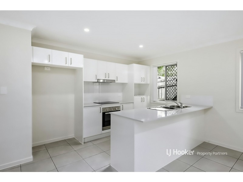 1 & 2/81A Second Avenue, Marsden QLD 4132