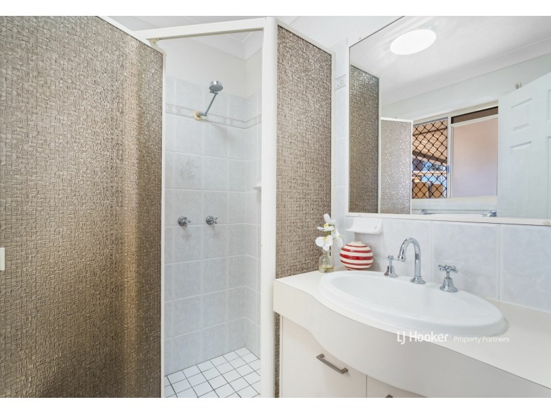 8A Currajong Street, Calamvale QLD 4116