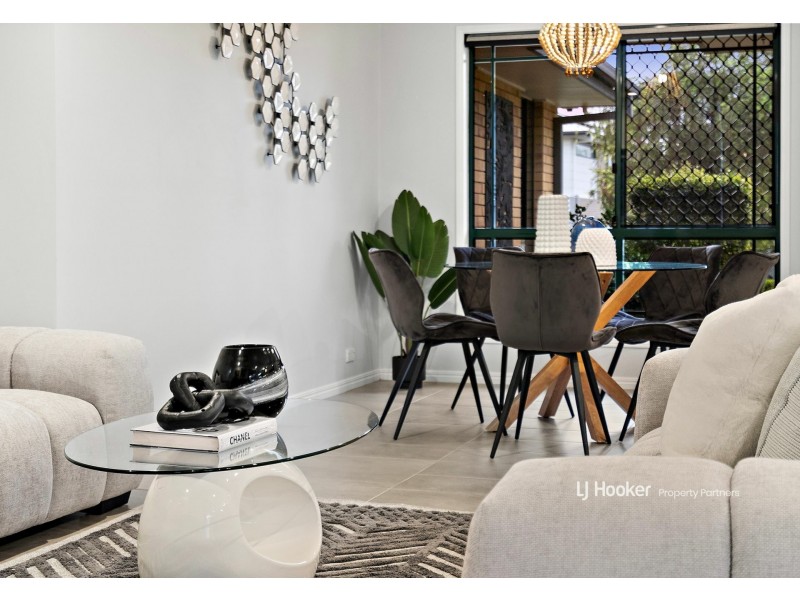 18 Byrony Place, Parkinson QLD 4115