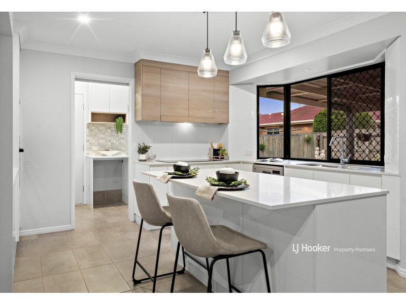 18 Byrony Place, Parkinson QLD 4115