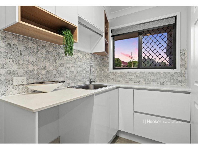 18 Byrony Place, Parkinson QLD 4115