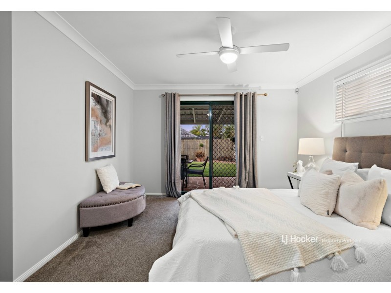 18 Byrony Place, Parkinson QLD 4115