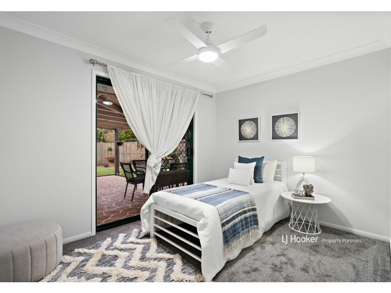 18 Byrony Place, Parkinson QLD 4115