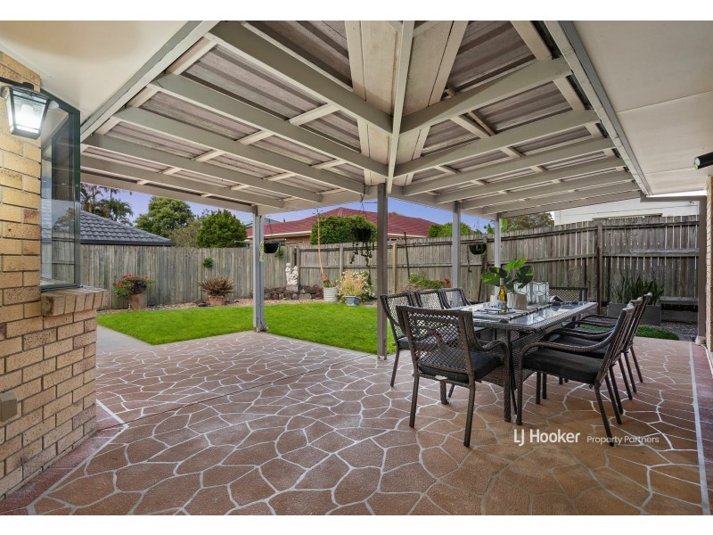 18 Byrony Place, Parkinson QLD 4115