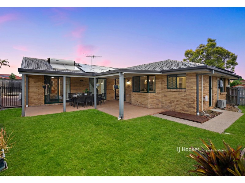 18 Byrony Place, Parkinson QLD 4115