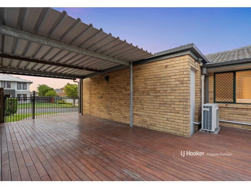 18 Byrony Place, Parkinson QLD 4115