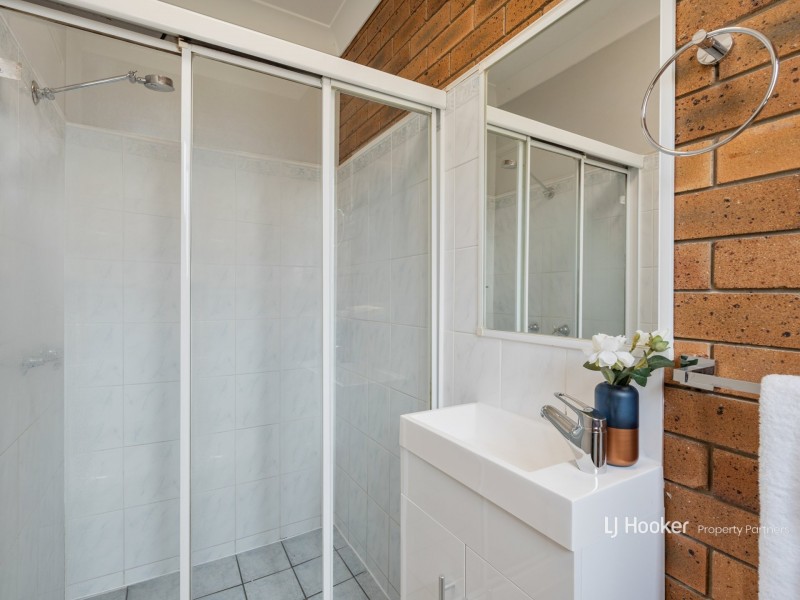 18 Mapleleaf Street, Eight Mile Plains QLD 4113