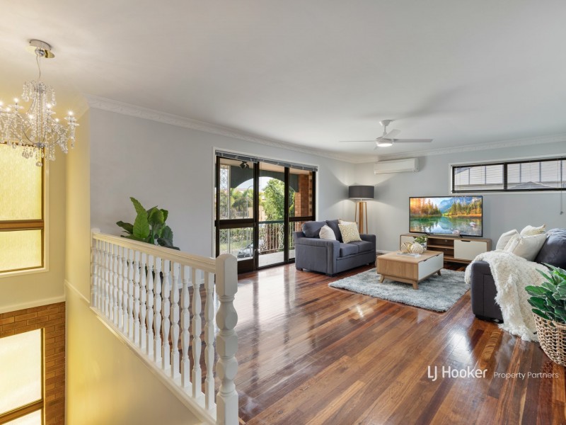 18 Mapleleaf Street, Eight Mile Plains QLD 4113