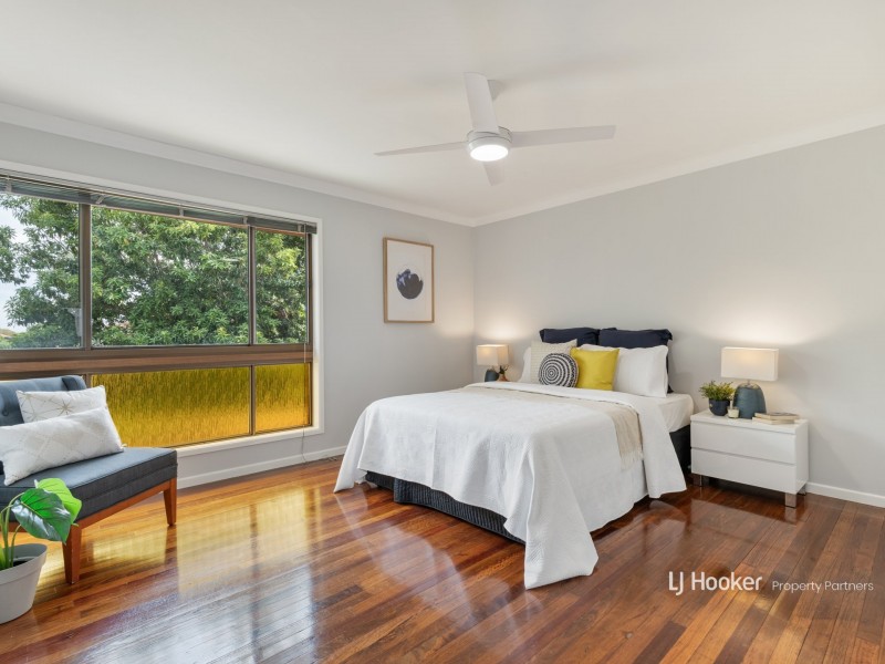 18 Mapleleaf Street, Eight Mile Plains QLD 4113
