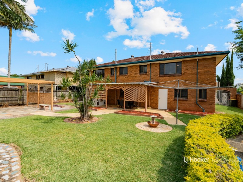 18 Mapleleaf Street, Eight Mile Plains QLD 4113