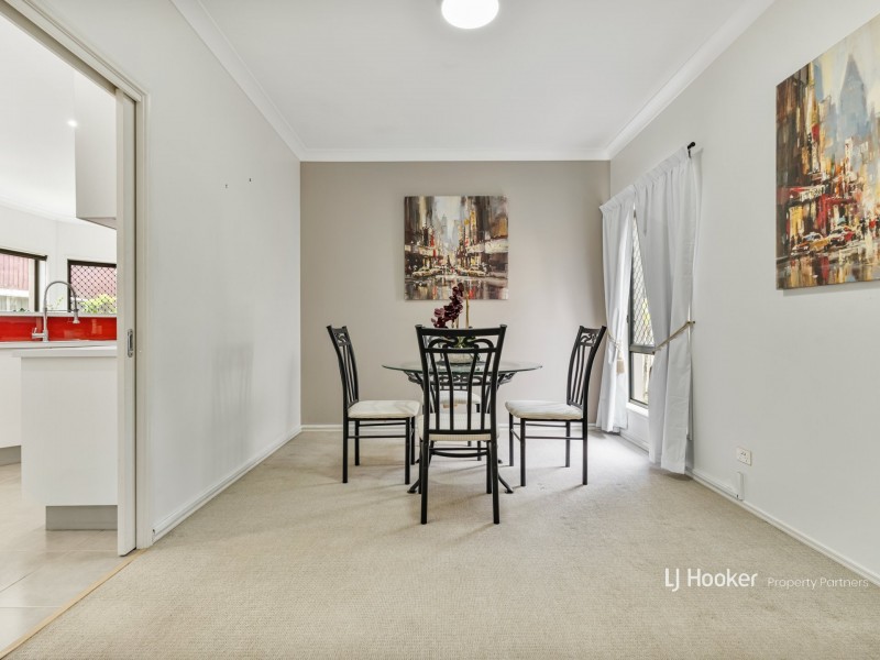 22 Coneybeer Place, Eight Mile Plains QLD 4113