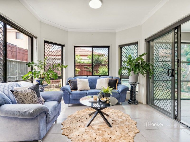 22 Coneybeer Place, Eight Mile Plains QLD 4113