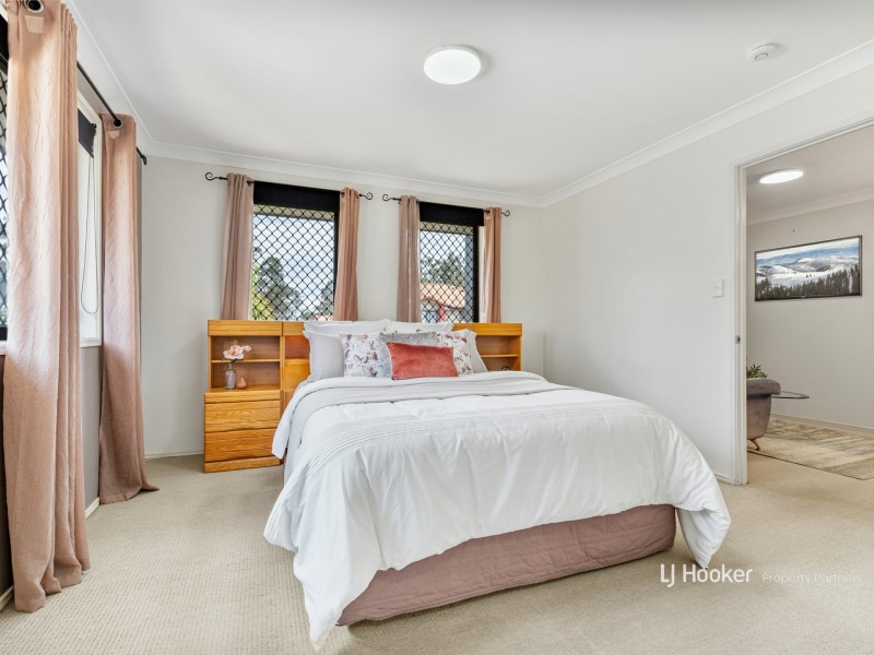 22 Coneybeer Place, Eight Mile Plains QLD 4113