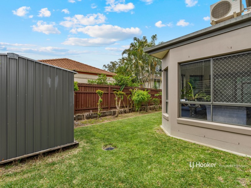 22 Coneybeer Place, Eight Mile Plains QLD 4113