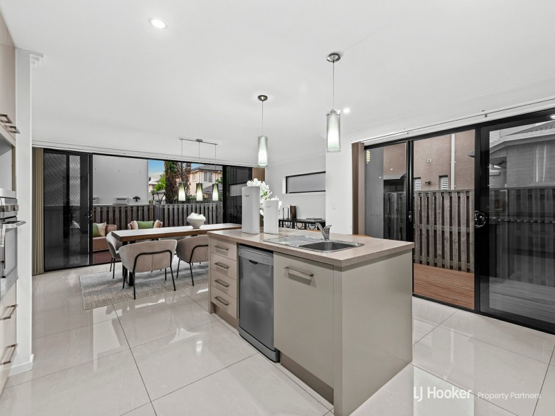 36 Skyview Avenue, Rochedale QLD 4123