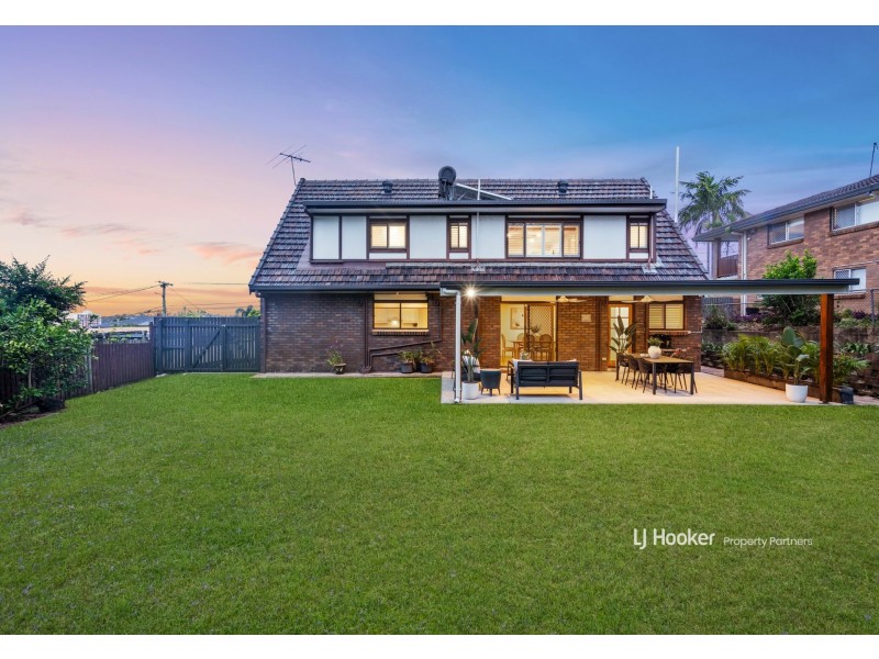 13 Lauretta Avenue, Springwood QLD 4127