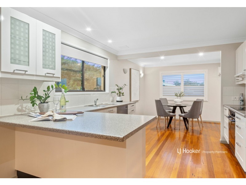 13 Lauretta Avenue, Springwood QLD 4127
