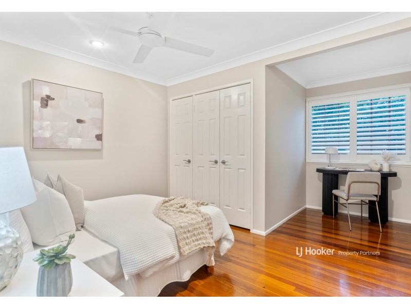 13 Lauretta Avenue, Springwood QLD 4127