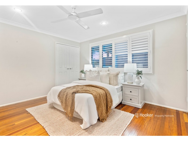 13 Lauretta Avenue, Springwood QLD 4127