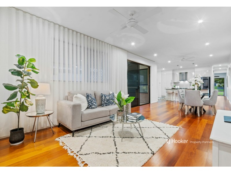 14 Valley Circuit, Kuraby QLD 4112