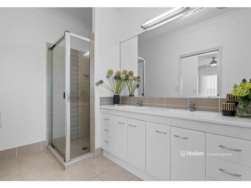 14 Valley Circuit, Kuraby QLD 4112