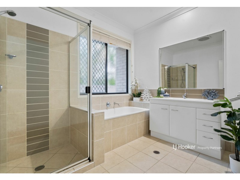 14 Valley Circuit, Kuraby QLD 4112