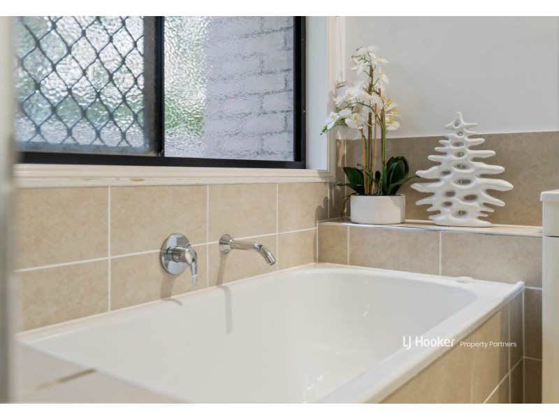 14 Valley Circuit, Kuraby QLD 4112