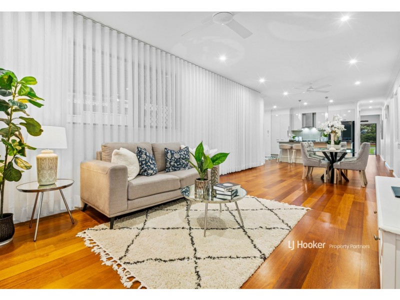 14 Valley Circuit, Kuraby QLD 4112