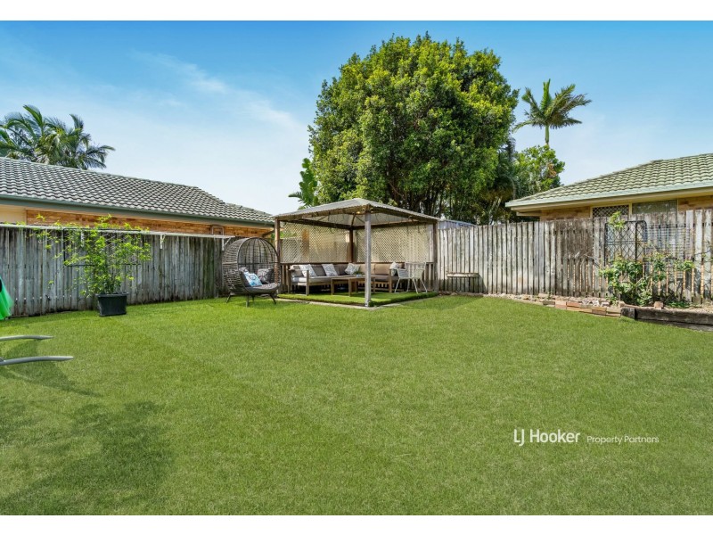 105 Bannockburn Crescent, Parkinson QLD 4115