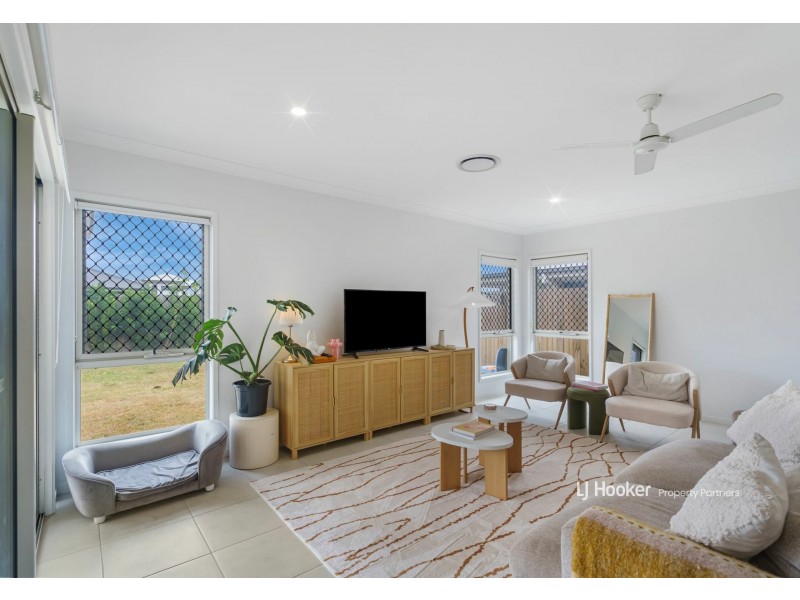 38 Prominence Street, Pallara QLD 4110