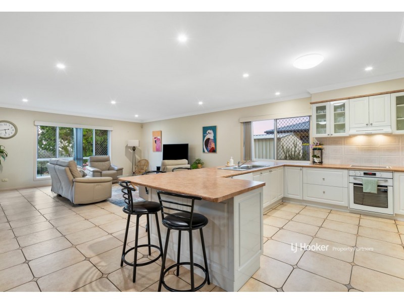 157 Lancaster Circuit, Stretton QLD 4116