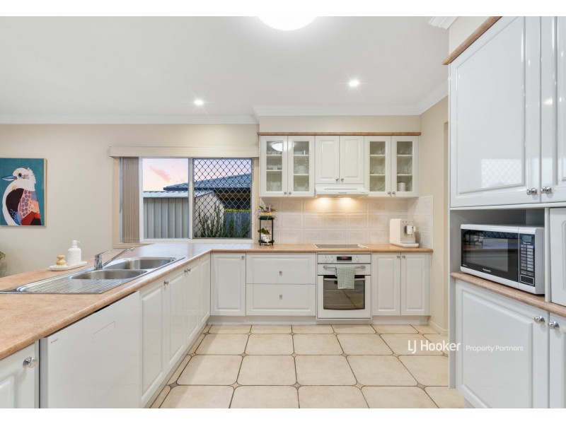 157 Lancaster Circuit, Stretton QLD 4116