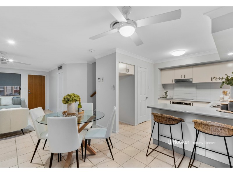 44/18 Mornington Court, Calamvale QLD 4116