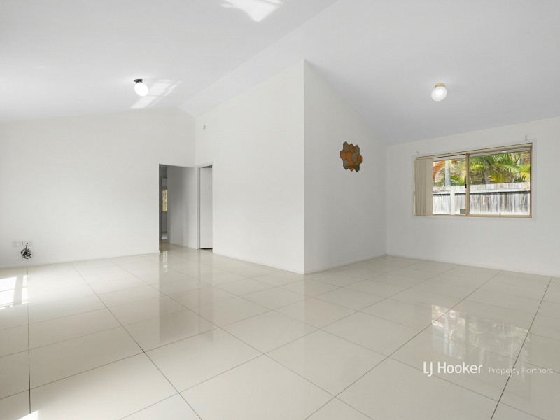 11 Atkinson Close, Coopers Plains QLD 4108