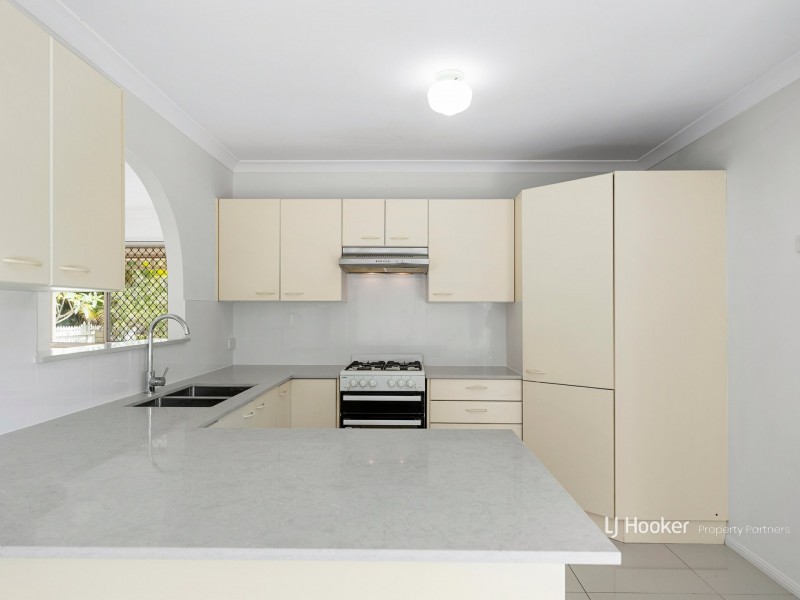 11 Atkinson Close, Coopers Plains QLD 4108