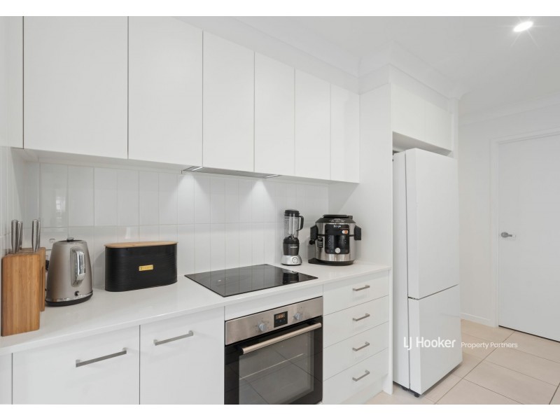 24 Randwick Avenue, Logan Reserve QLD 4133