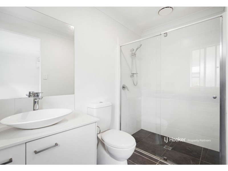 24 Randwick Avenue, Logan Reserve QLD 4133