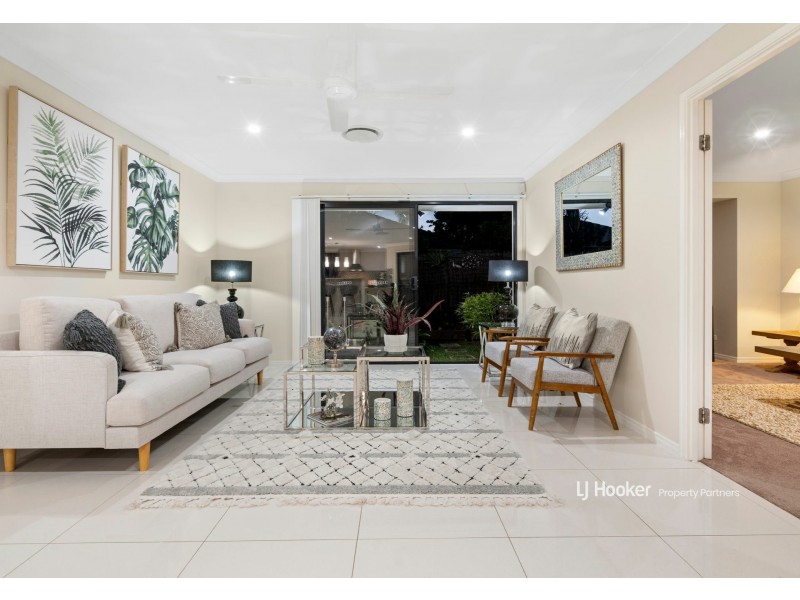 3 Tooloom Court, Waterford QLD 4133