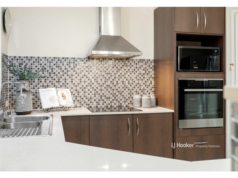 3 Tooloom Court, Waterford QLD 4133