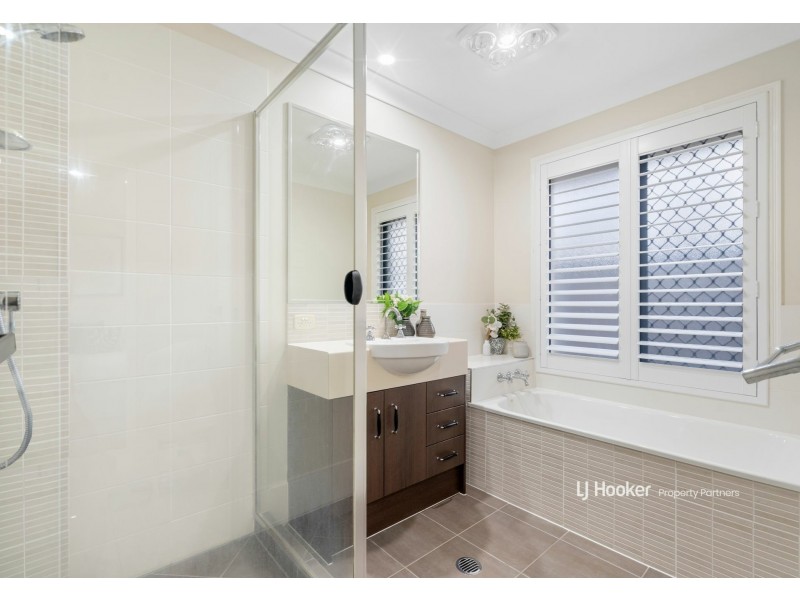 3 Tooloom Court, Waterford QLD 4133