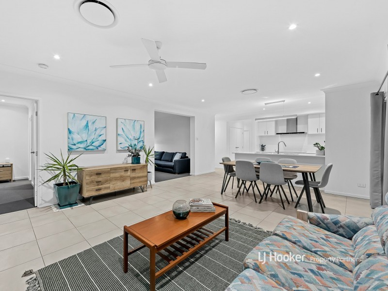 126 Davidson Circuit, Park Ridge QLD 4125