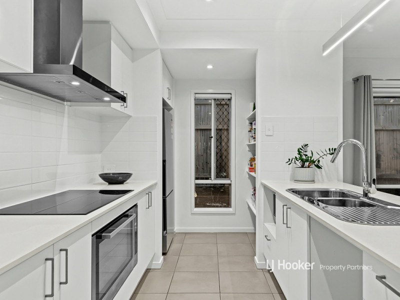 126 Davidson Circuit, Park Ridge QLD 4125