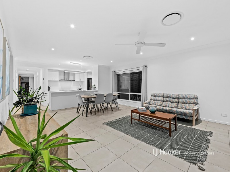 126 Davidson Circuit, Park Ridge QLD 4125