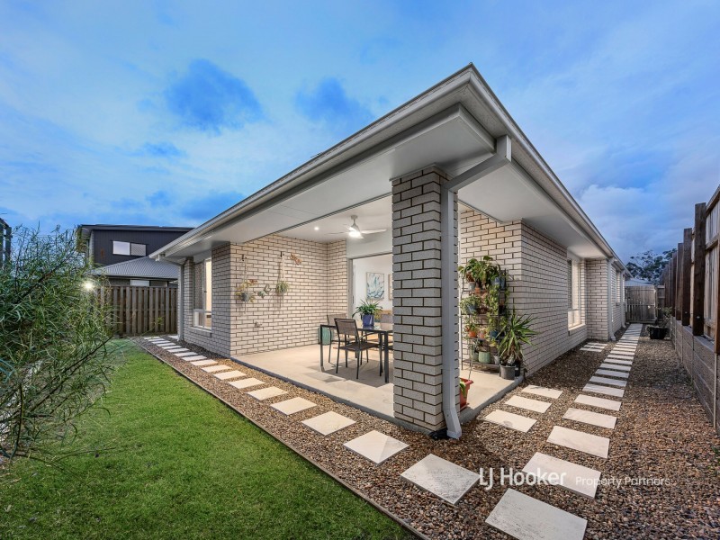 126 Davidson Circuit, Park Ridge QLD 4125