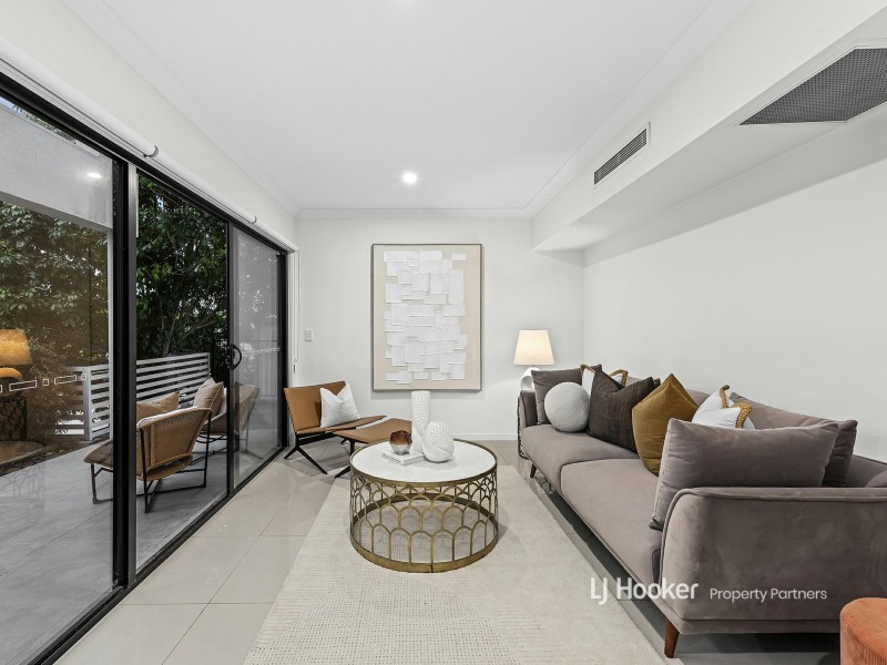 36 Cockatoo Place, Rochedale QLD 4123