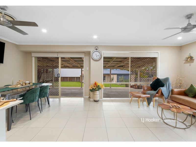 7 Oakview Street, Parkinson QLD 4115